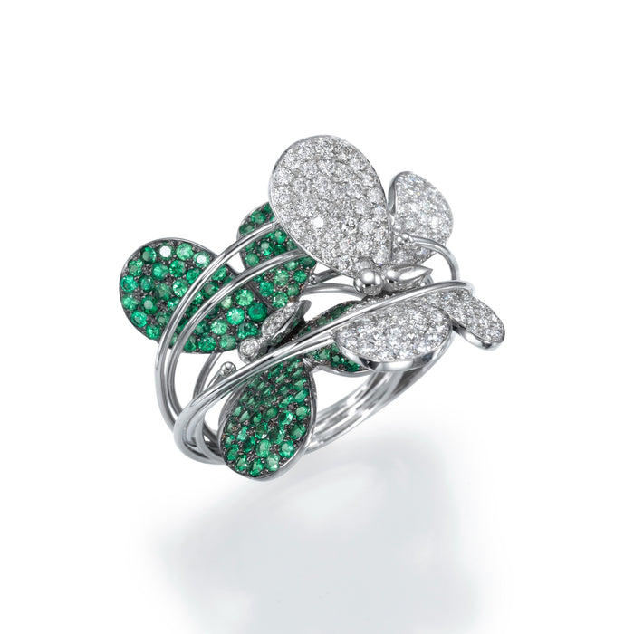 Diamonds Ring, Diamonds and Tsavorite. 18K gold. Papillon. LP1470