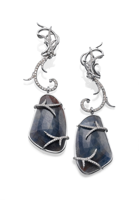 Beutiful and elegant earrings sapphire  and diamonds . hand made. 7023