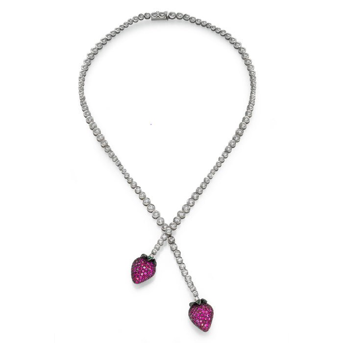 Diamonds Necklace. strawberry Necklace. Diamonds and Ruby.  LP 3843