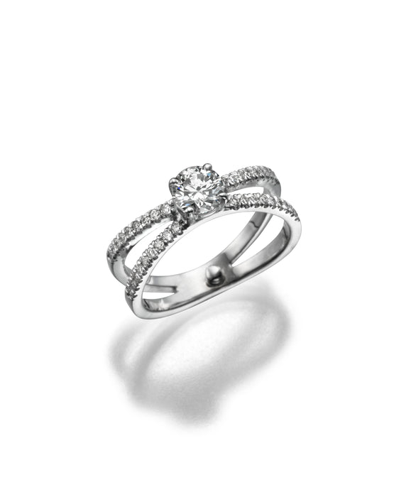 Solitaire Ring  Round Diamond, 0.75 ct, 18K Gold, 9051