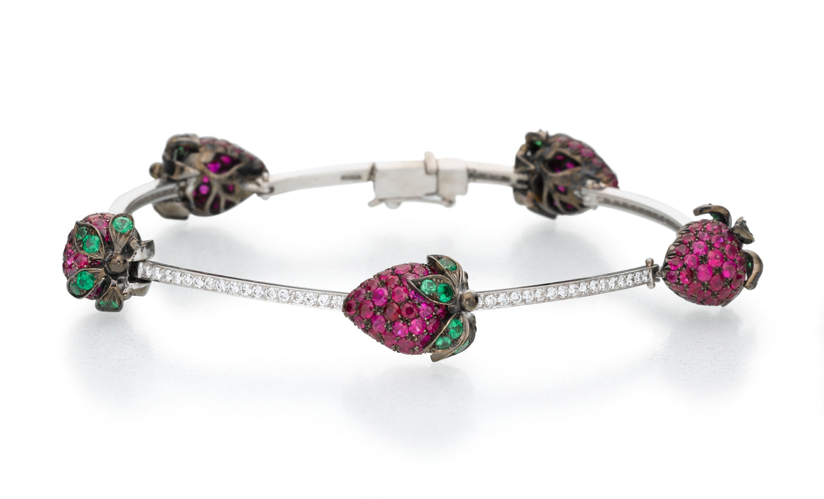 Diamonds Bracelet  Ruby Bracelet . 18K  white gold . strawberry.  LP 5085