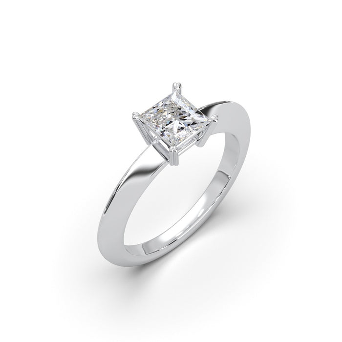Solitaire Ring  0.75ct Princess cut Diamond.18K gold. 9057
